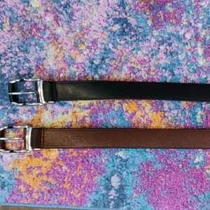 (Lot) Johnston & Murphy Black and Brown Leather Belts